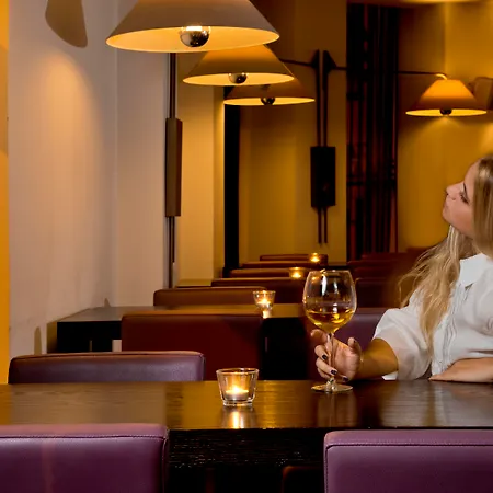 The Classic - Handwritten Collection 4* Lefkoşa