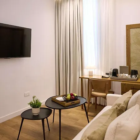 The Classic - Handwritten Collection 4* Nicosia