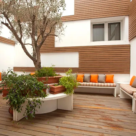 The Classic - Handwritten Collection 4* Nicosie