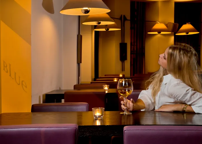 The Classic - Handwritten Collection 4* Nicosia