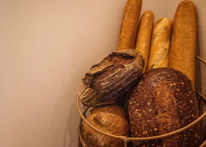 The Classic - Handwritten Collection Nikósie