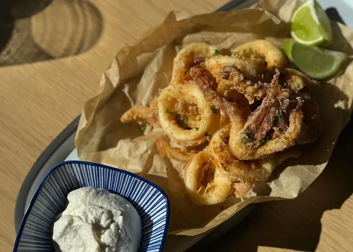 The Classic - Handwritten Collection Nikósie