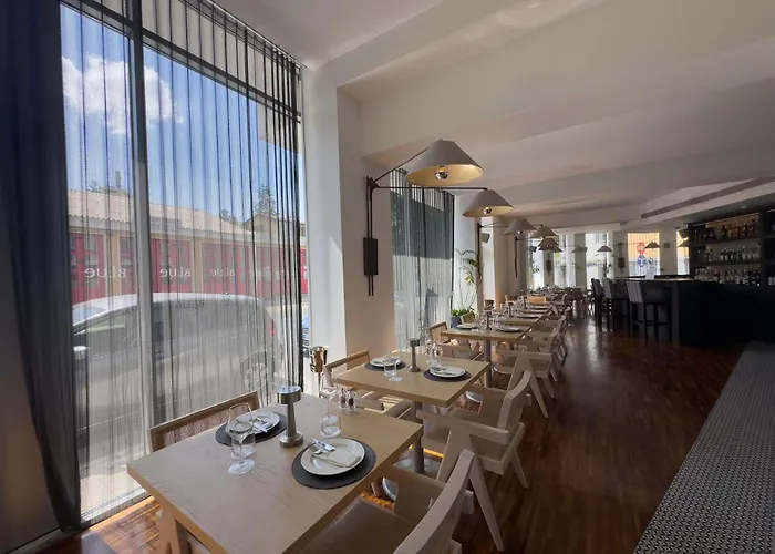 Готель The Classic - Handwritten Collection